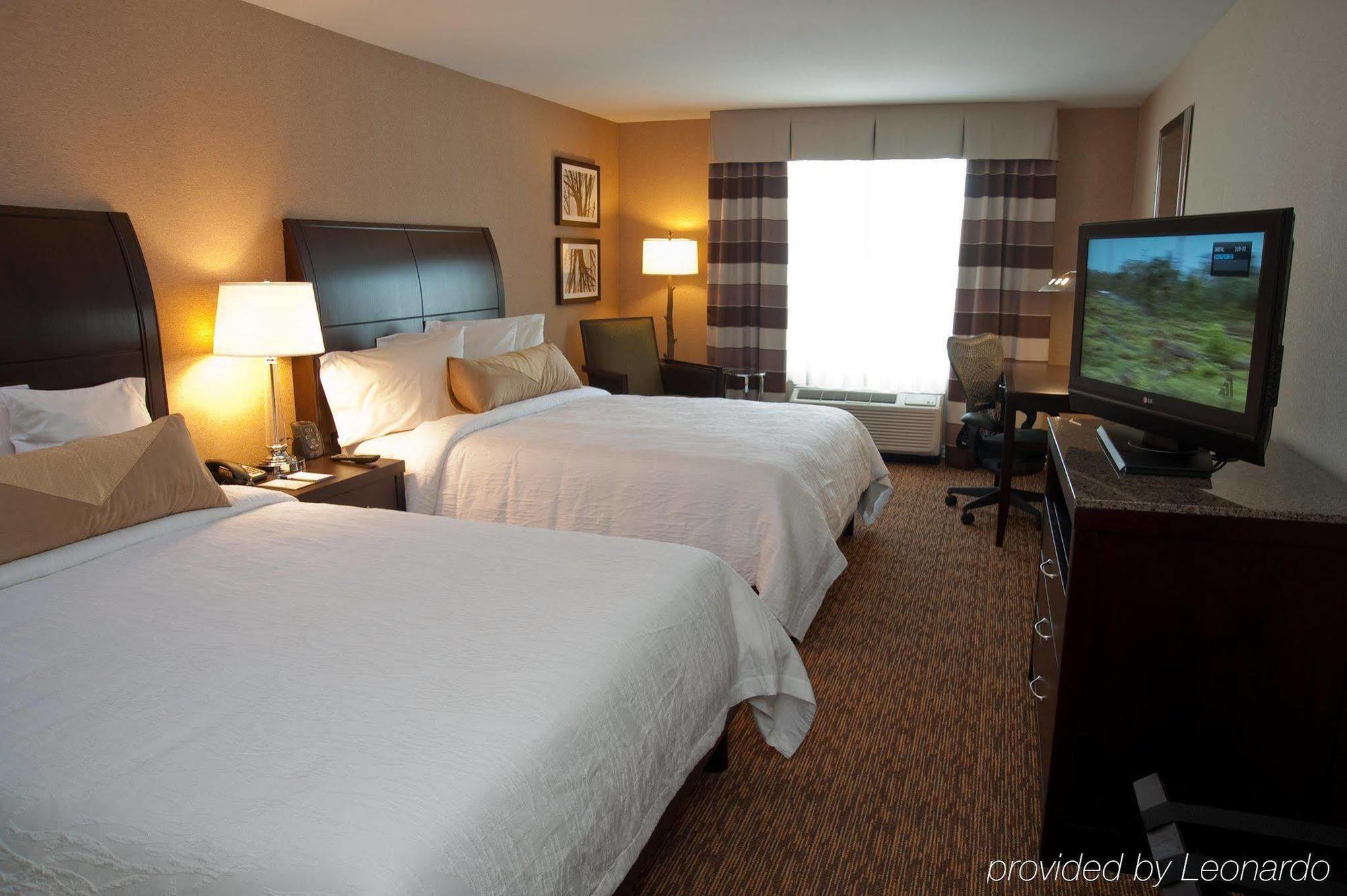 Hilton Garden Inn St. Louis Airport Berkeley Habitación foto